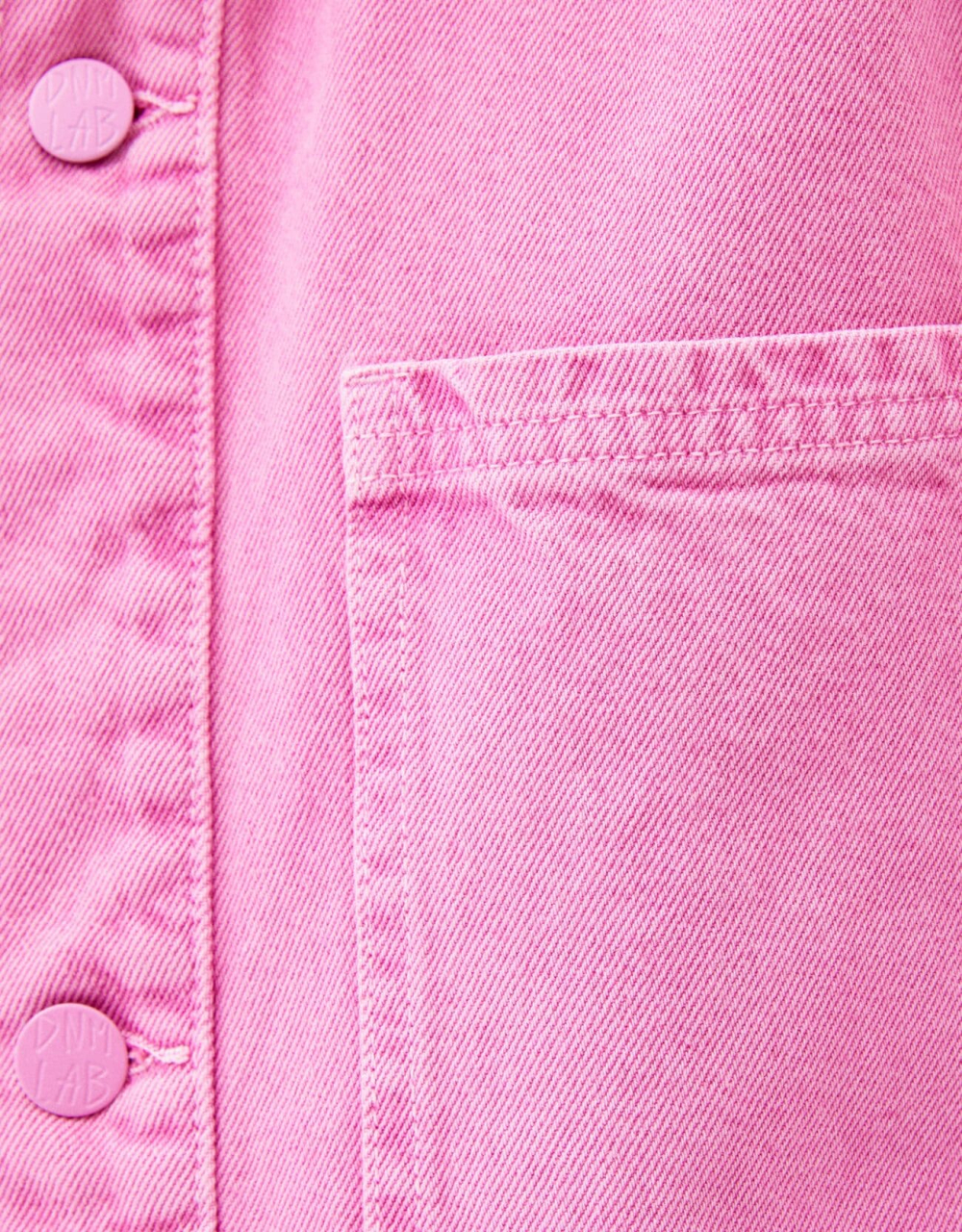 Farbige Hemdjacke aus Denim